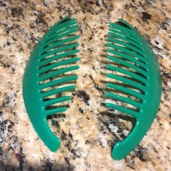 2.  sets authentic Y2K  green large hair combs - Picture 3 of 9